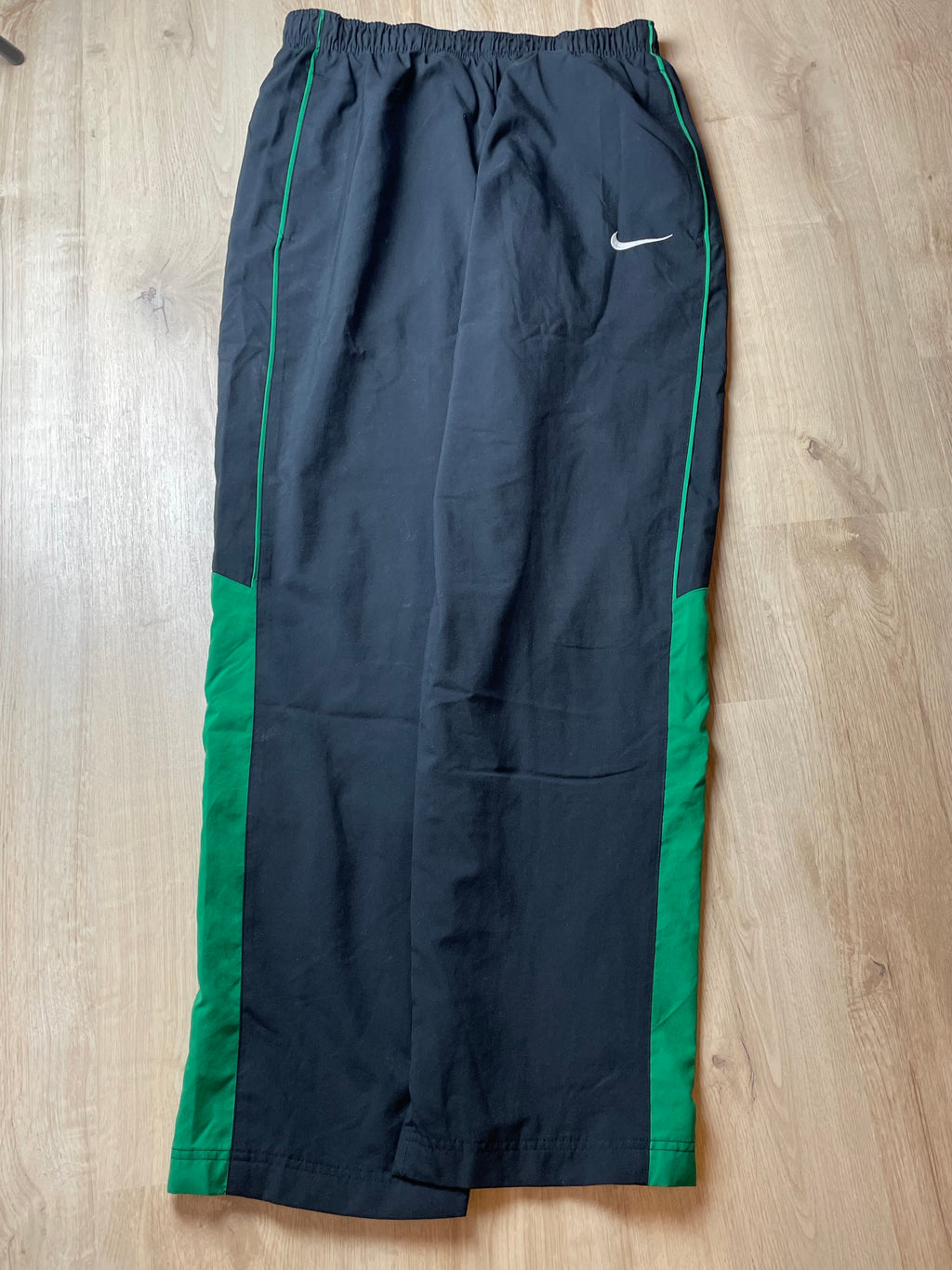 Nike Tracksuit, open leg (XL)