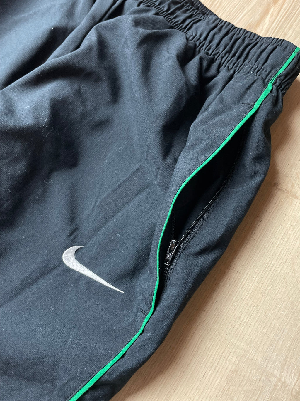 Nike Tracksuit, open leg (XL)