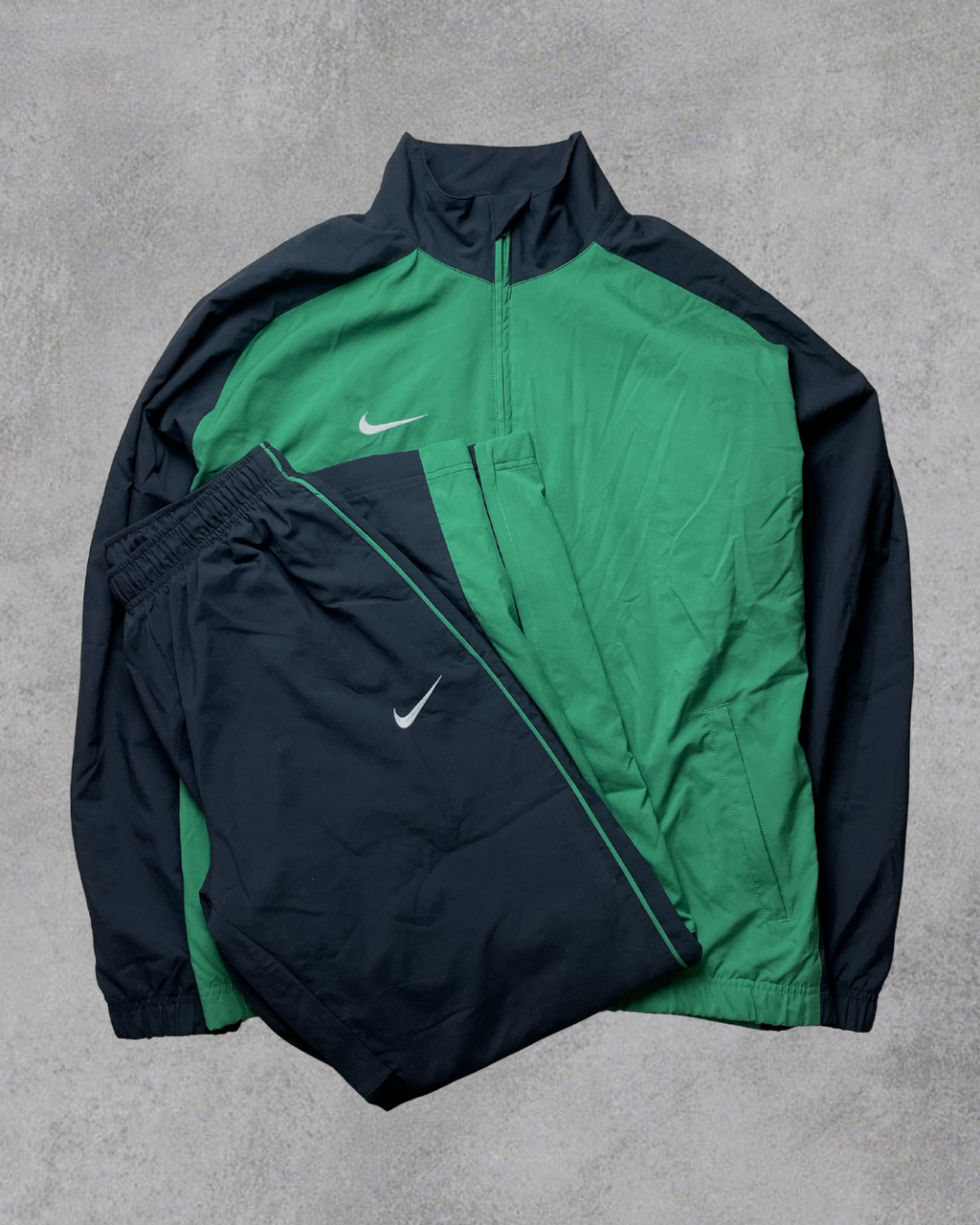 Nike Tracksuit, open leg (XL)