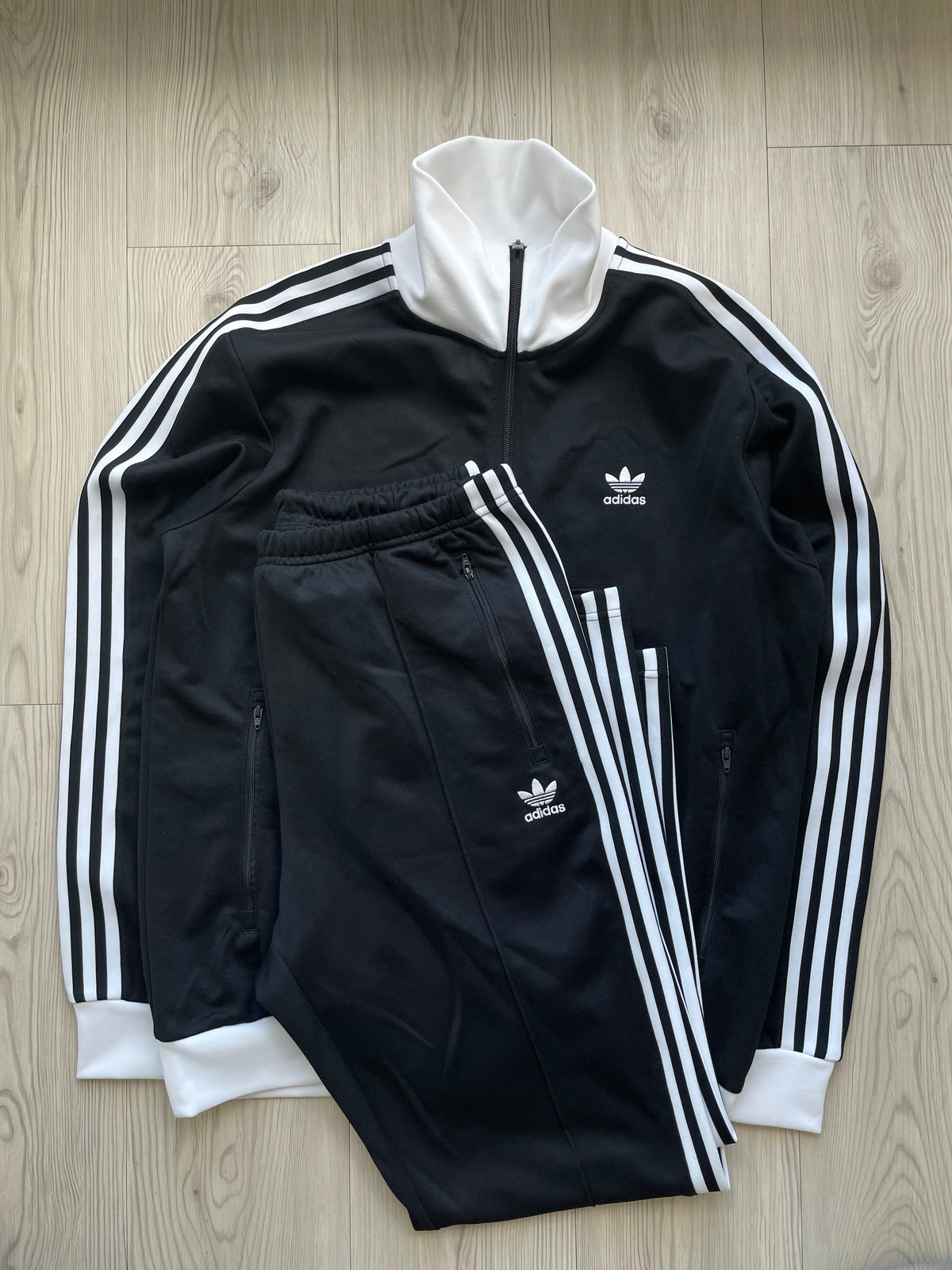 Adidas Firebird Tracksuit (L)